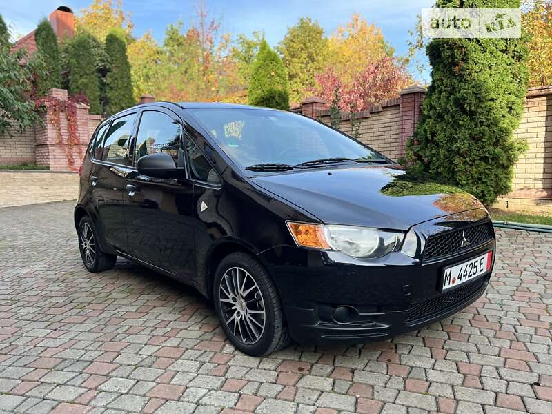 Хетчбек Mitsubishi Colt 2009 в Чернівцях