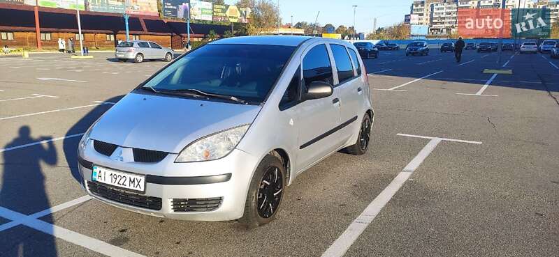 Хетчбек Mitsubishi Colt 2005 в 
