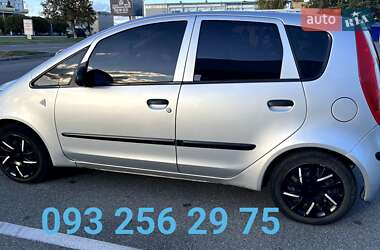 Хэтчбек Mitsubishi Colt 2005 в Киеве