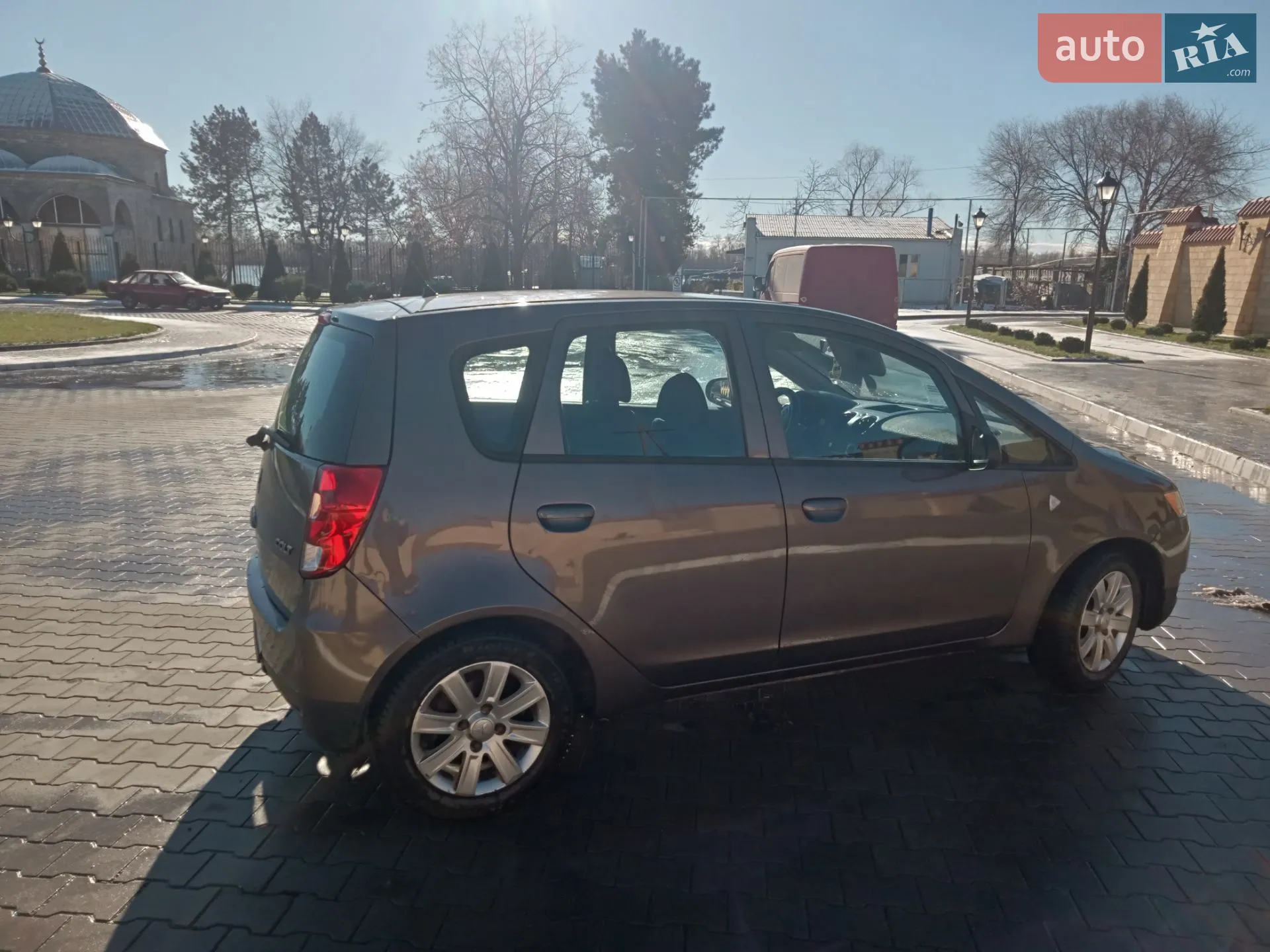 2011 Mitsubishi Colt - мініатюра 12