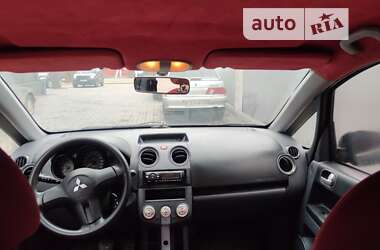 Хэтчбек Mitsubishi Colt 2007 в 