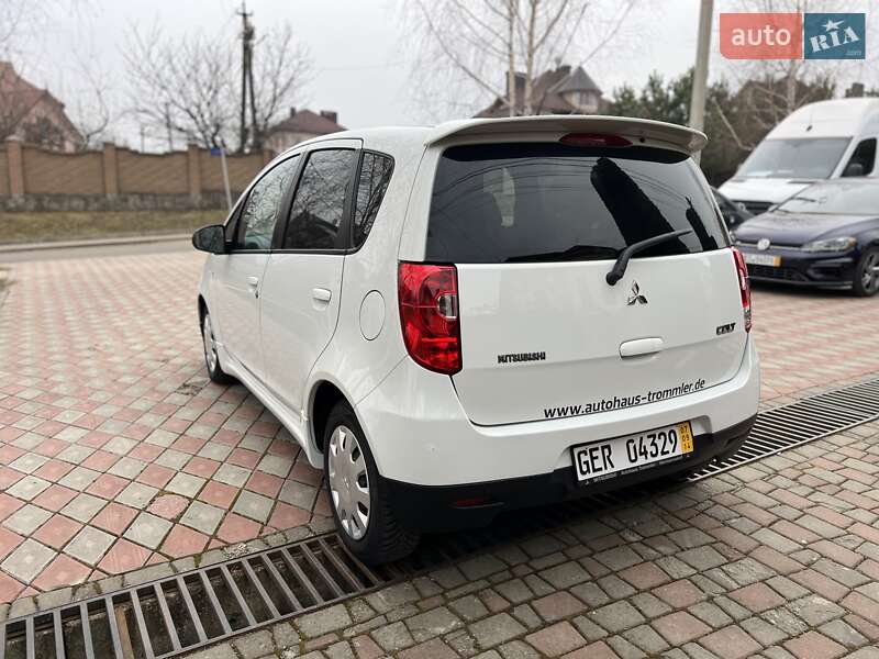 Хэтчбек Mitsubishi Colt 2010 в Черновцах