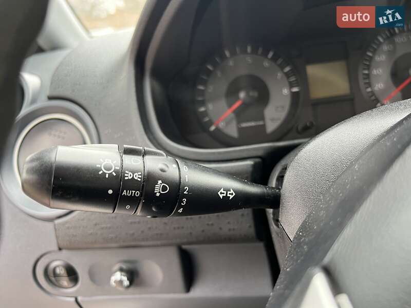 Хэтчбек Mitsubishi Colt 2010 в Черновцах