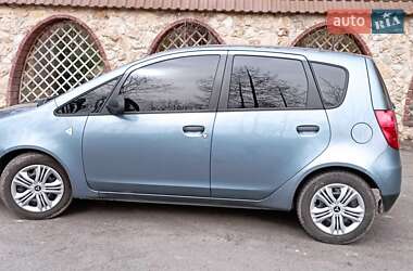 Хетчбек Mitsubishi Colt 2009 в Острозі
