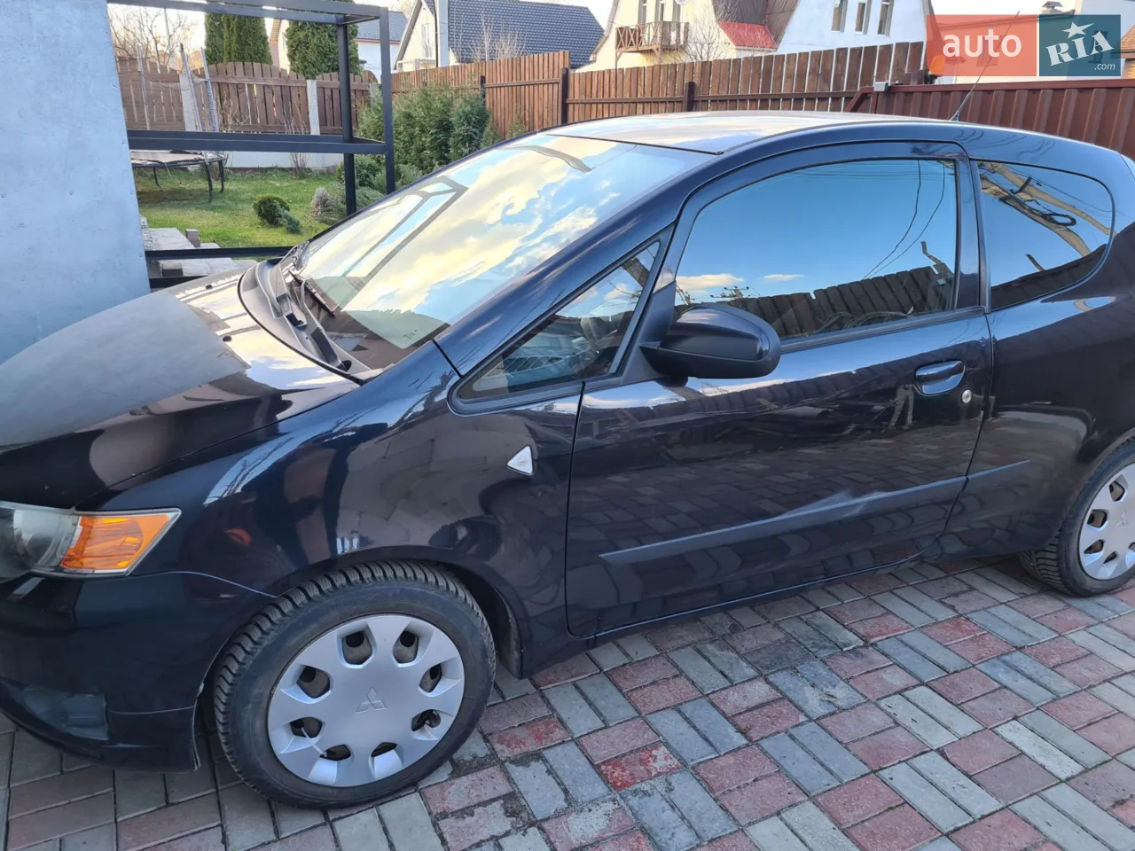 2011 Mitsubishi Colt - мініатюра 20