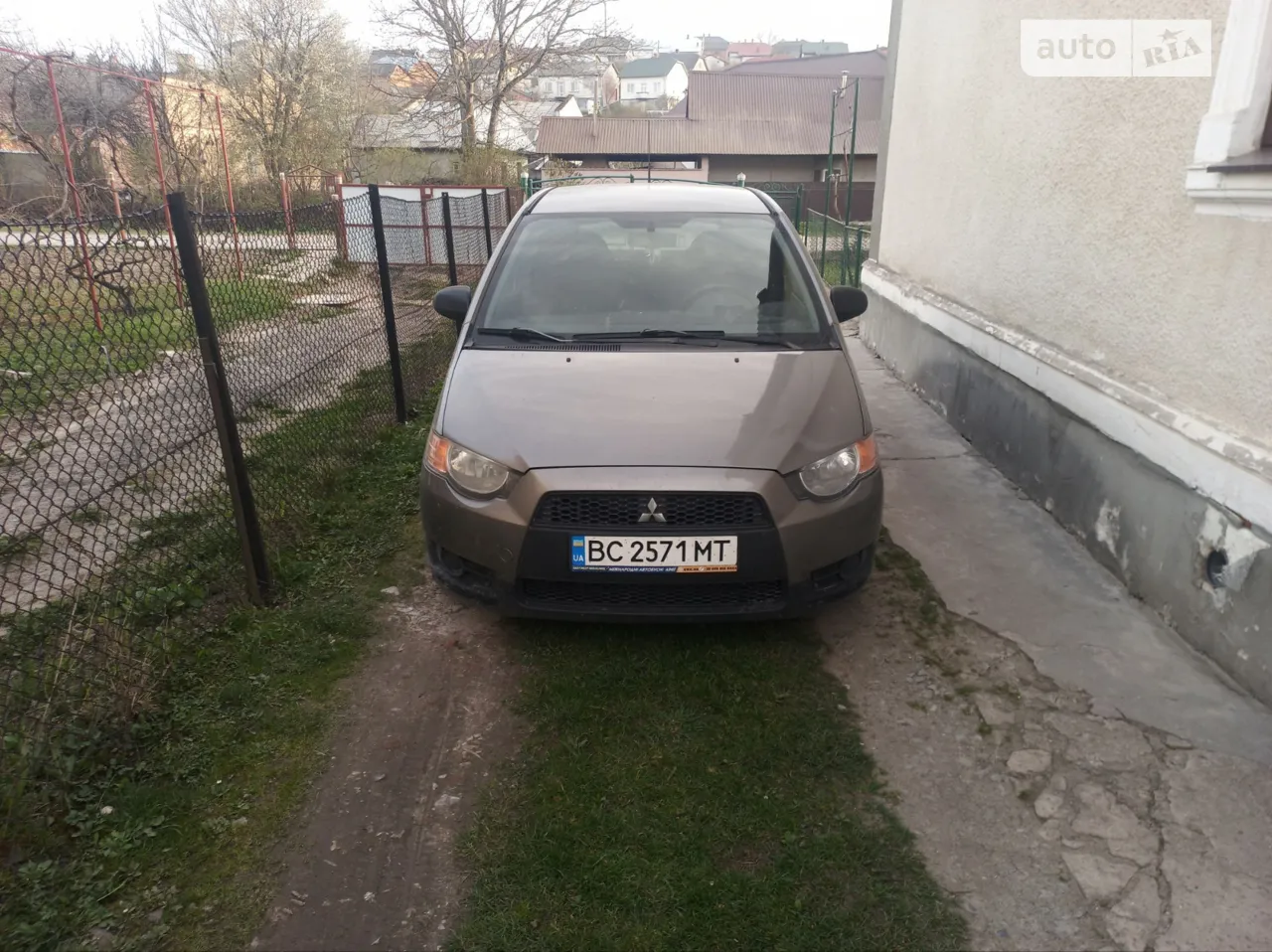 2010 Mitsubishi Colt - мініатюра 12