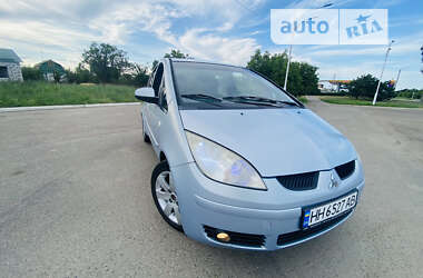 Хэтчбек Mitsubishi Colt 2004 в Измаиле