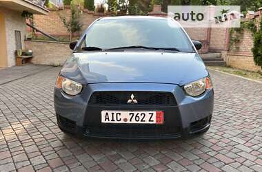 Хэтчбек Mitsubishi Colt 2009 в 