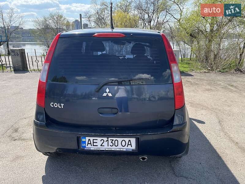 Хетчбек Mitsubishi Colt 2006 в Дніпрі