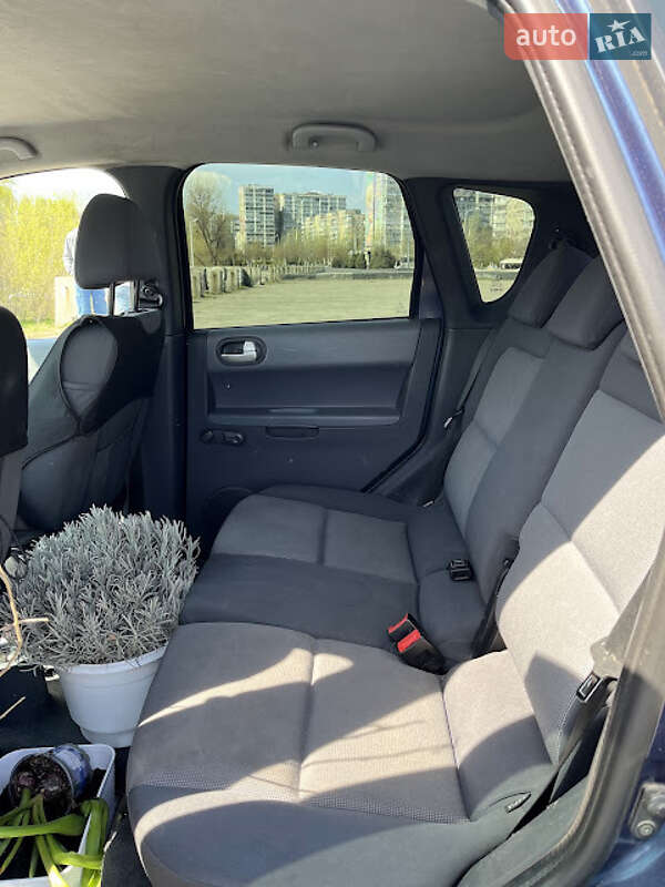 Хетчбек Mitsubishi Colt 2006 в Дніпрі