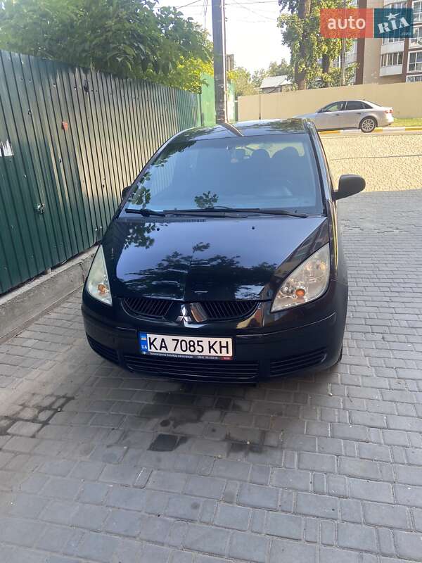 Хетчбек Mitsubishi Colt 2008 в Ірпені