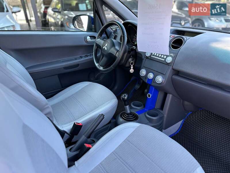 Кабриолет Mitsubishi Colt 2007 в Кривом Роге