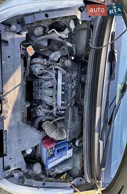 Хетчбек Mitsubishi Colt 2007 в Хотині