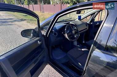 Хетчбек Mitsubishi Colt 2007 в Хотині