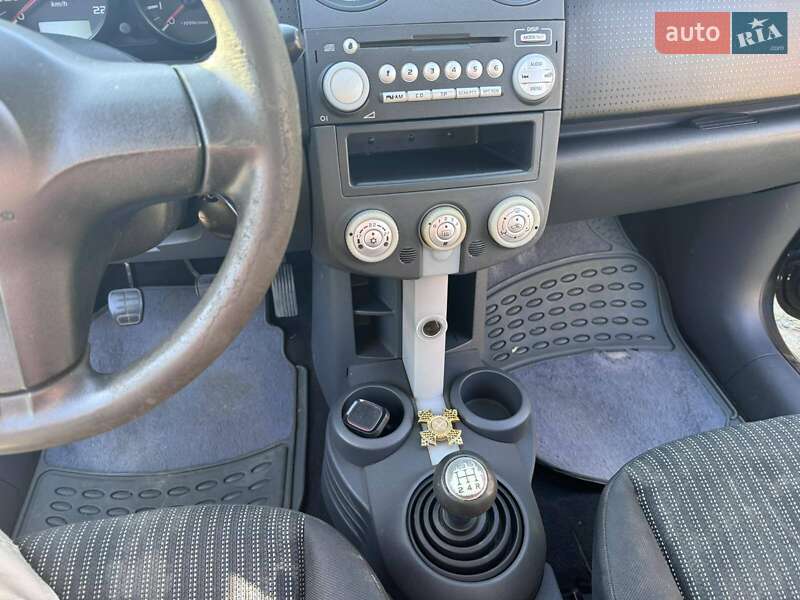 Хэтчбек Mitsubishi Colt 2007 в Хотине