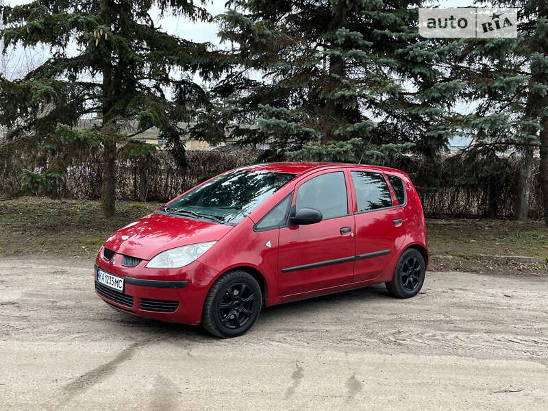 Хэтчбек Mitsubishi Colt 2008 в Киеве