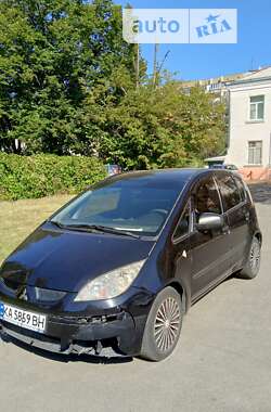 Хэтчбек Mitsubishi Colt 2008 в Киеве