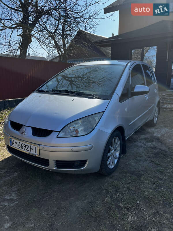 Mitsubishi Colt 2006