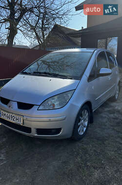 Хэтчбек Mitsubishi Colt 2006 в Житомире