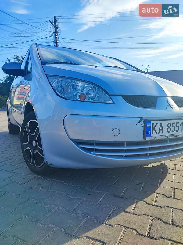 Хэтчбек Mitsubishi Colt 2008 в Киеве