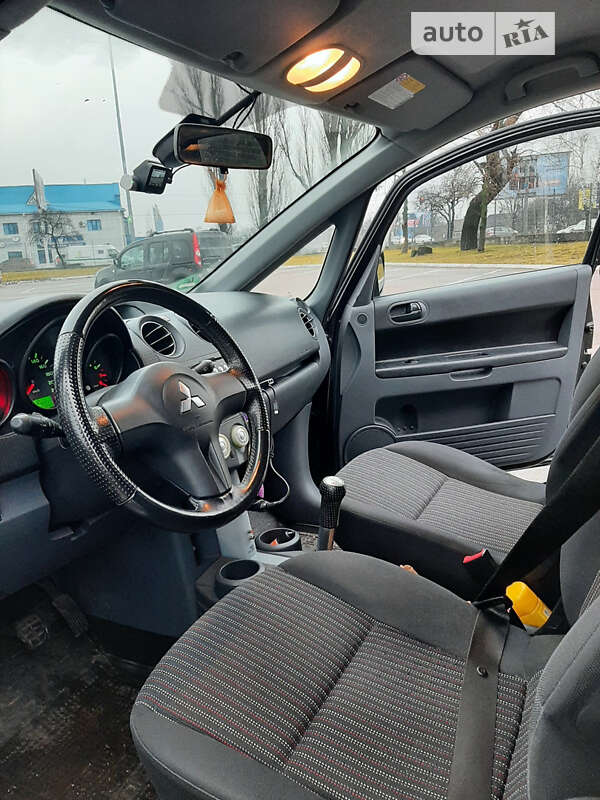 Хетчбек Mitsubishi Colt 2007 в Житомирі