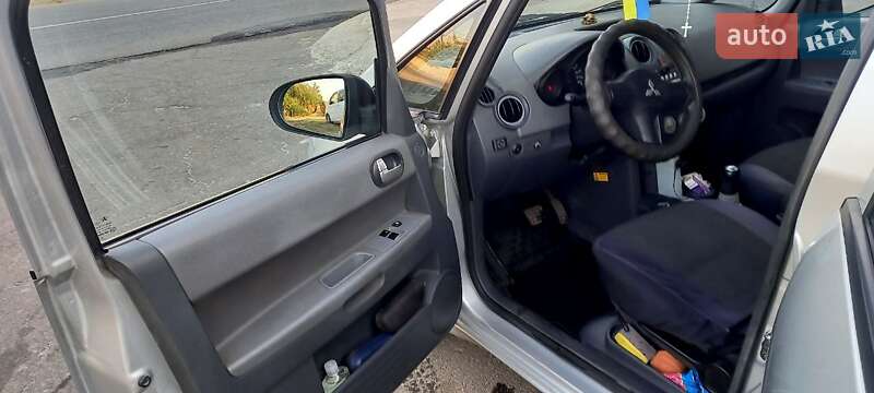 Хэтчбек Mitsubishi Colt 2007 в Краматорске