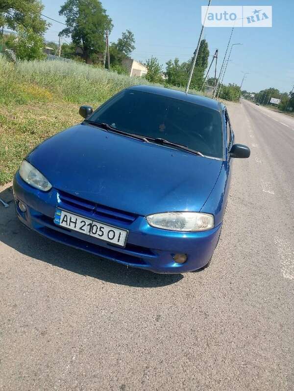 Хэтчбек Mitsubishi Colt 2000 в Александрие