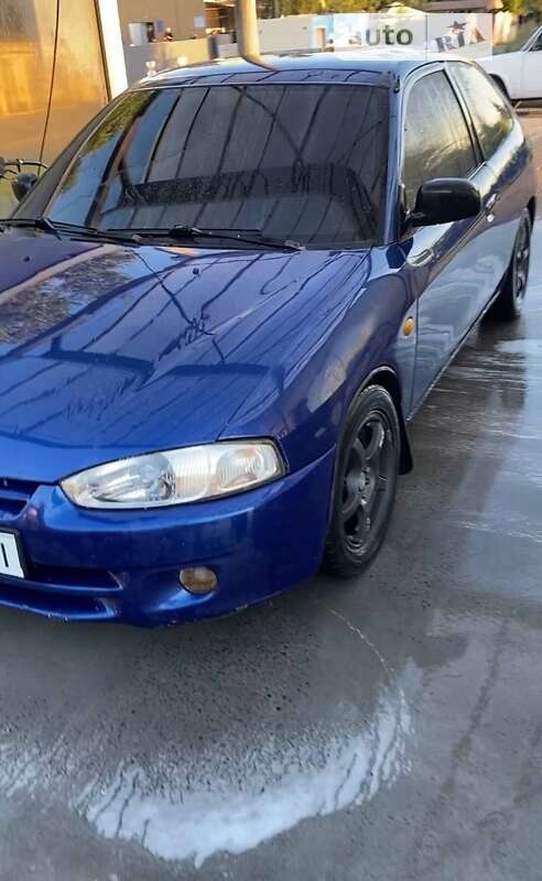 Хэтчбек Mitsubishi Colt 2000 в Александрие