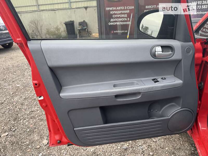 Хэтчбек Mitsubishi Colt 2006 в Киеве