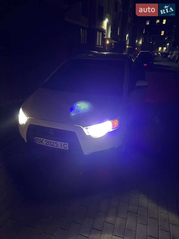 Хэтчбек Mitsubishi Colt 2011 в Ровно