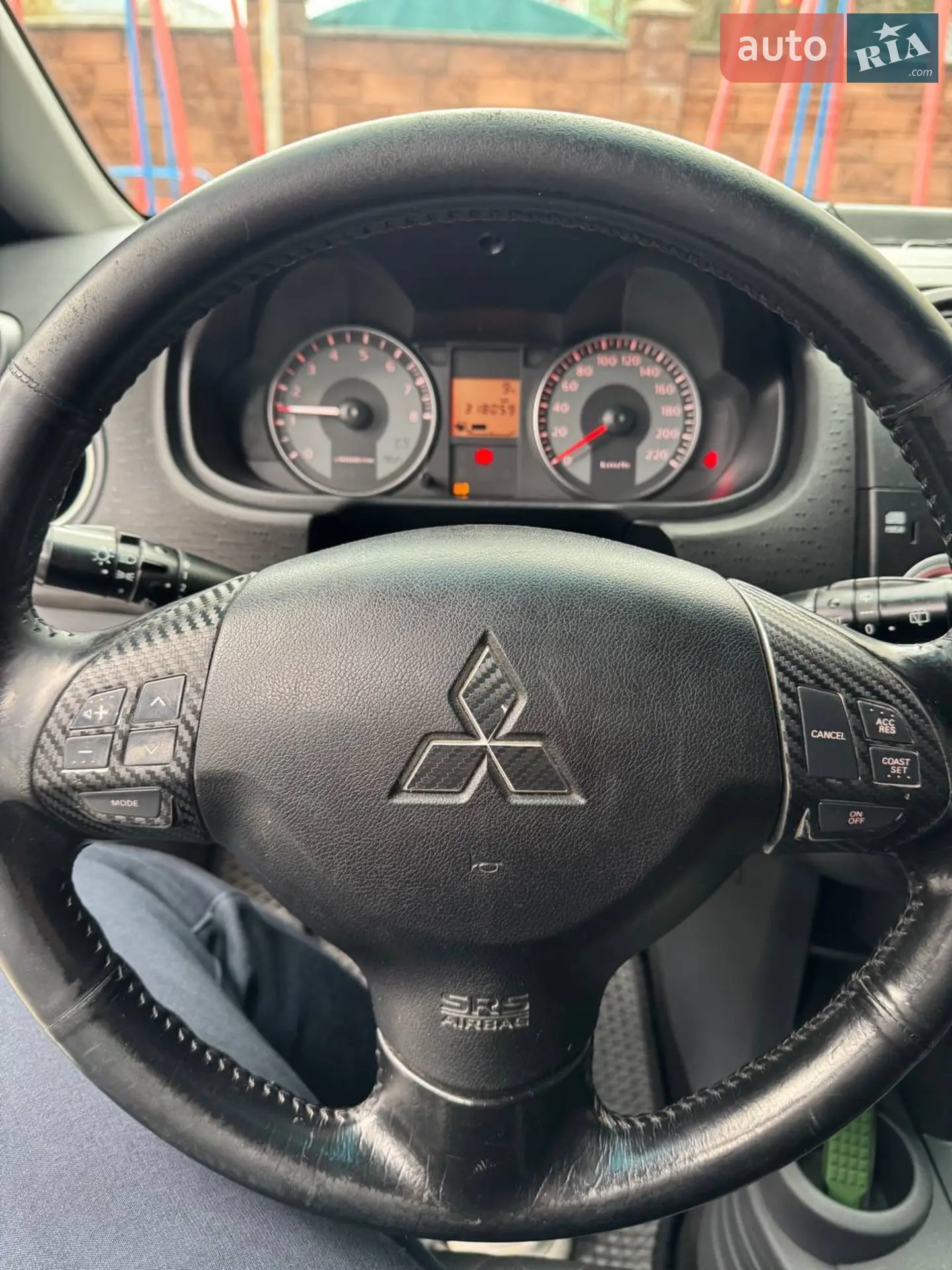 2011 Mitsubishi Colt - мініатюра 6