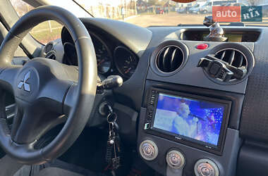 Хэтчбек Mitsubishi Colt 2008 в 