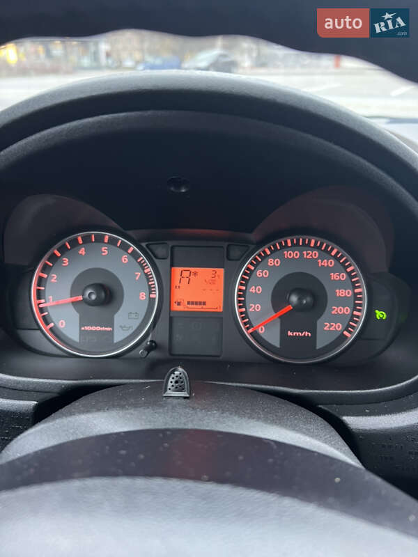 Хэтчбек Mitsubishi Colt 2011 в Днепре