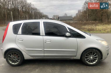 Хетчбек Mitsubishi Colt 2006 в Звягелі