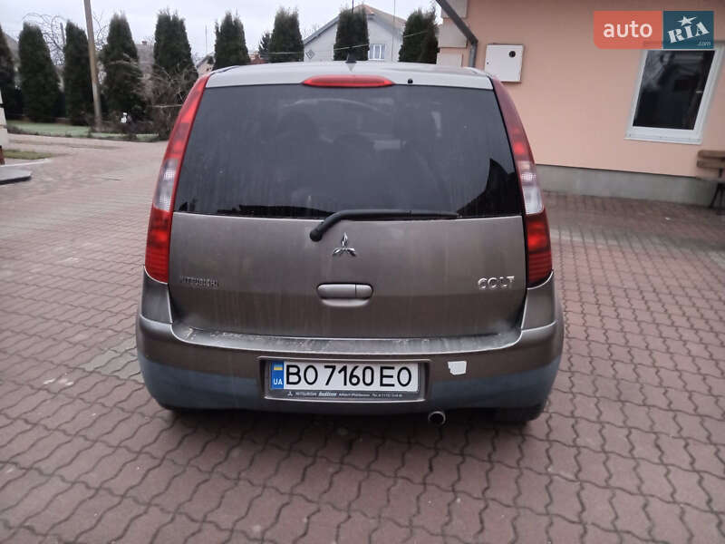 Хетчбек Mitsubishi Colt 2008 в Гусятині