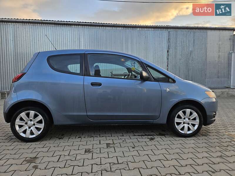 Хэтчбек Mitsubishi Colt 2009 в Черновцах