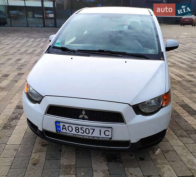 Хетчбек Mitsubishi Colt 2011 в Ужгороді