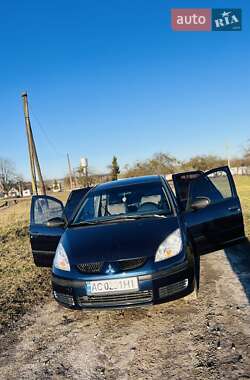 Хэтчбек Mitsubishi Colt 2004 в 