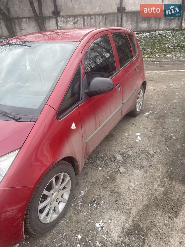 Хэтчбек Mitsubishi Colt 2008 в Днепре фото 2 Хэтчбек Mitsubishi Colt 2008 в Днепре