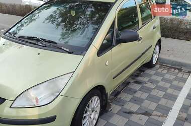 Хэтчбек Mitsubishi Colt 2005 в 