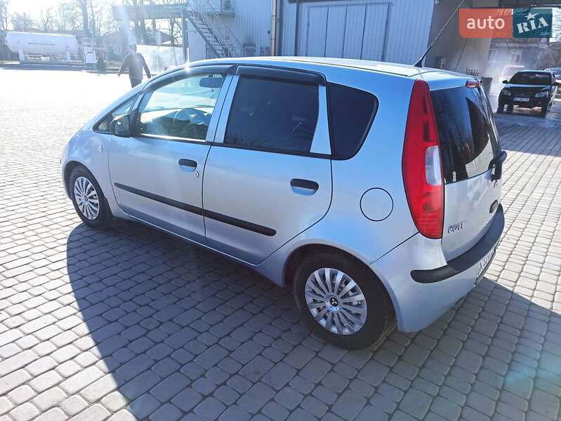Хэтчбек Mitsubishi Colt 2005 в Староконстантинове
