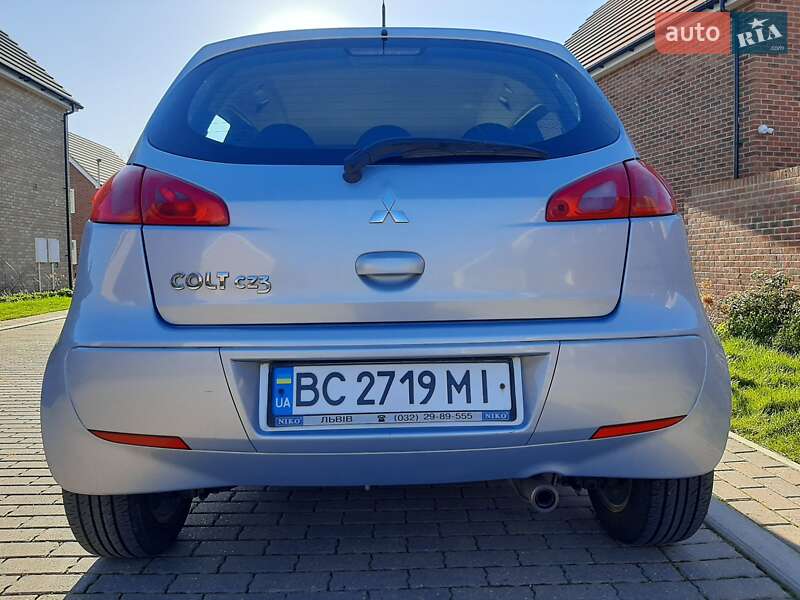 Хэтчбек Mitsubishi Colt 2007 в Львове