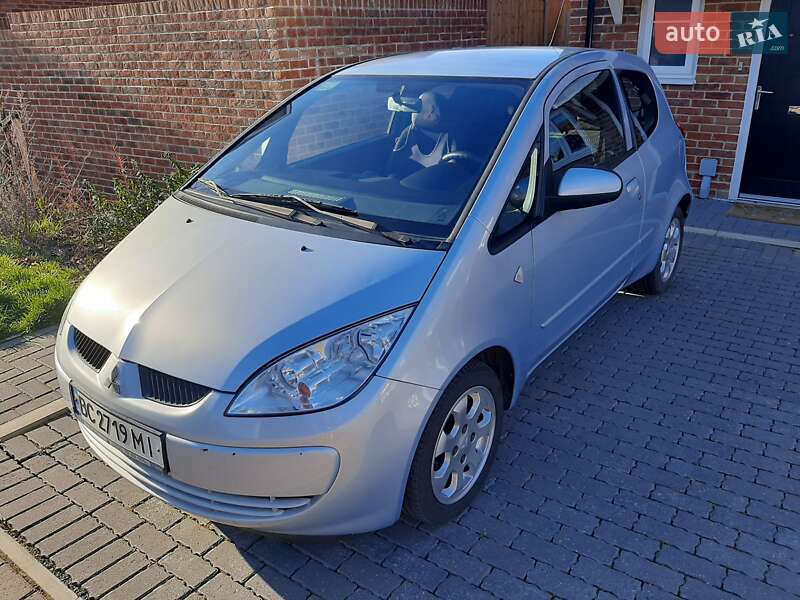 Хэтчбек Mitsubishi Colt 2007 в Львове