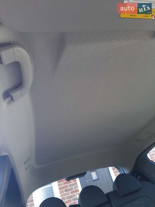 Хэтчбек Mitsubishi Colt 2007 в Львове