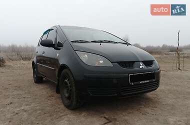 Хэтчбек Mitsubishi Colt 2007 в 