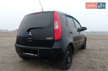 Хэтчбек Mitsubishi Colt 2007 в 