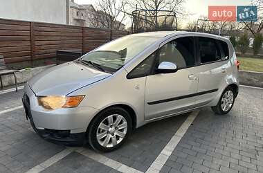 Хэтчбек Mitsubishi Colt 2009 в Черновцах