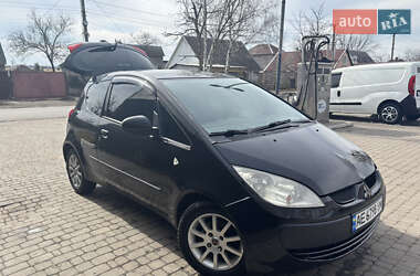 Хэтчбек Mitsubishi Colt 2005 в 