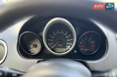 Хэтчбек Mitsubishi Colt 2005 в 