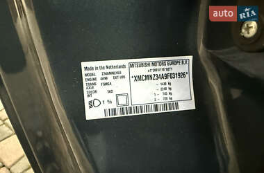 Хэтчбек Mitsubishi Colt 2009 в 